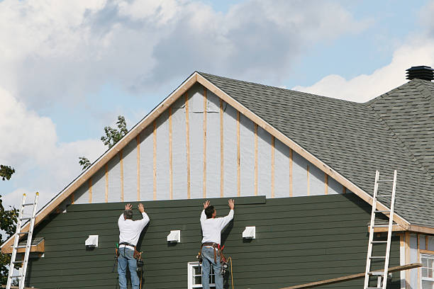 Professional Emergency Siding Repair technician working in Piney Point, MD